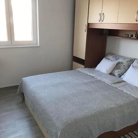 Apartment Deluxe